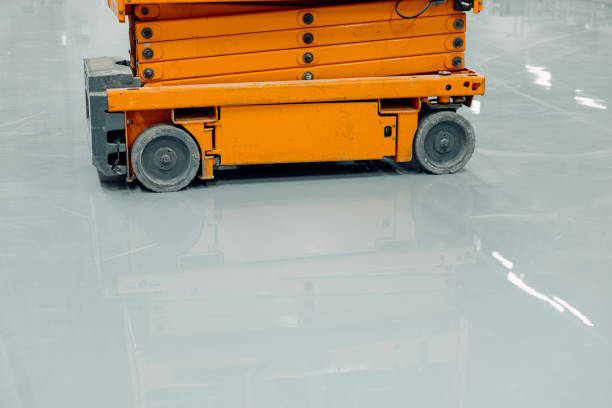 Solid color epoxy flooring finish